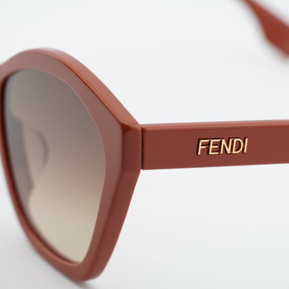Fendi FE40175F 66F Sunglasses Red Butterfly Frame, Brown Lenses main image 9